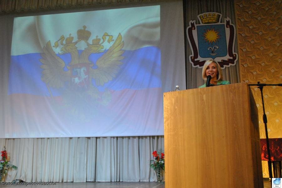 Депутат государственной думы Ольга Казакова пообщалась с кисловодскими преподавателями на педагогической конференции
