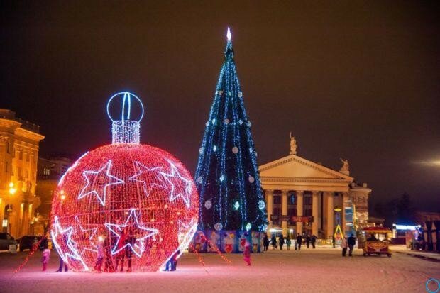 Новый год 2019 Волгоград: куда сходить, афиша мероприятий, транспорт в новогоднюю ночь 