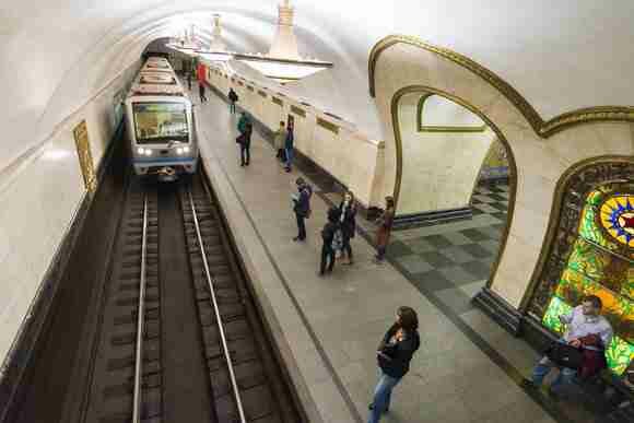 В Москве до конца праздников закроют несколько станций метро 