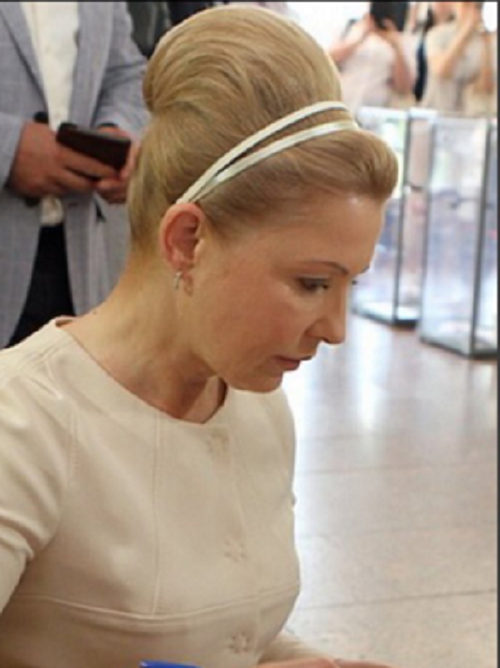 Юлию Тимошенко с новой прической сравнили с Волочковой: сменила имидж