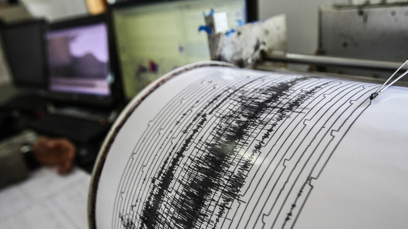 Землетрясение магнитудой 5,6 зафиксировано Возле Курильских островов